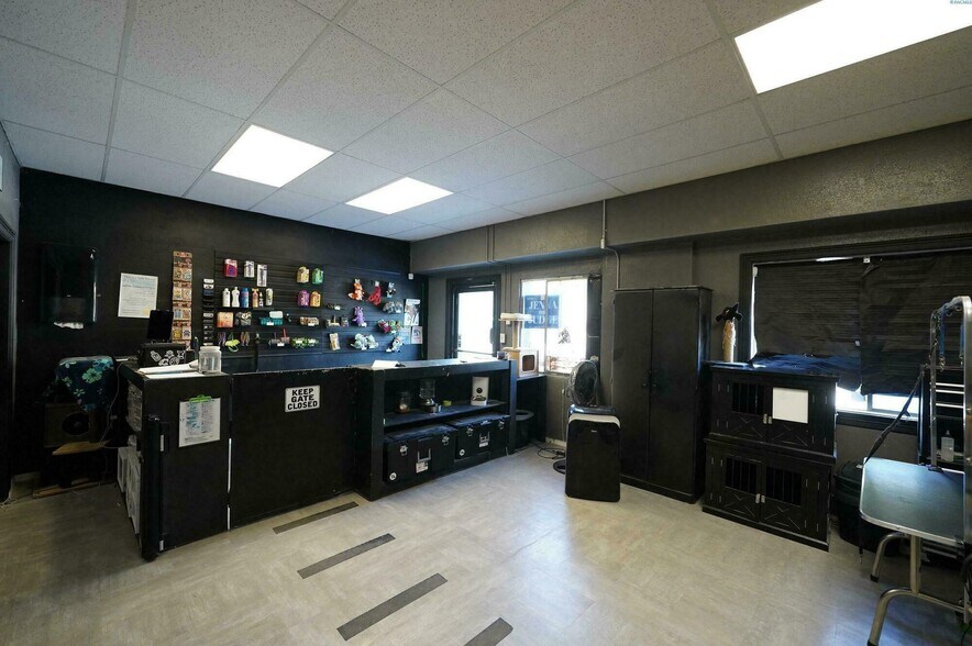 360 S Grand Ave, Pullman, WA à vendre - Photo du bâtiment - Image 2 de 7