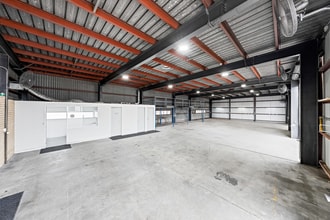 108 Grindle Rd, Rocklea for lease Interior Photo- Image 1 of 4