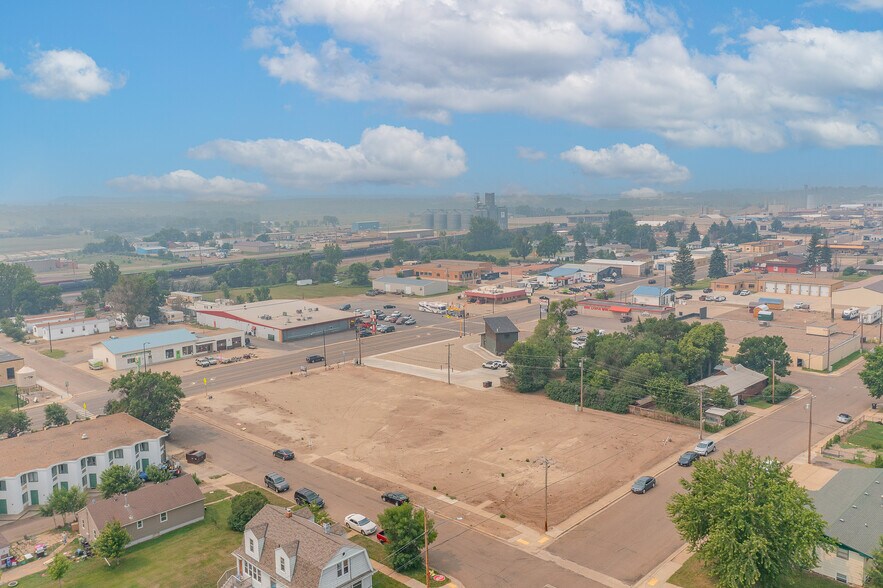 W Villard, Dickinson, ND for sale - Aerial - Image 3 of 11