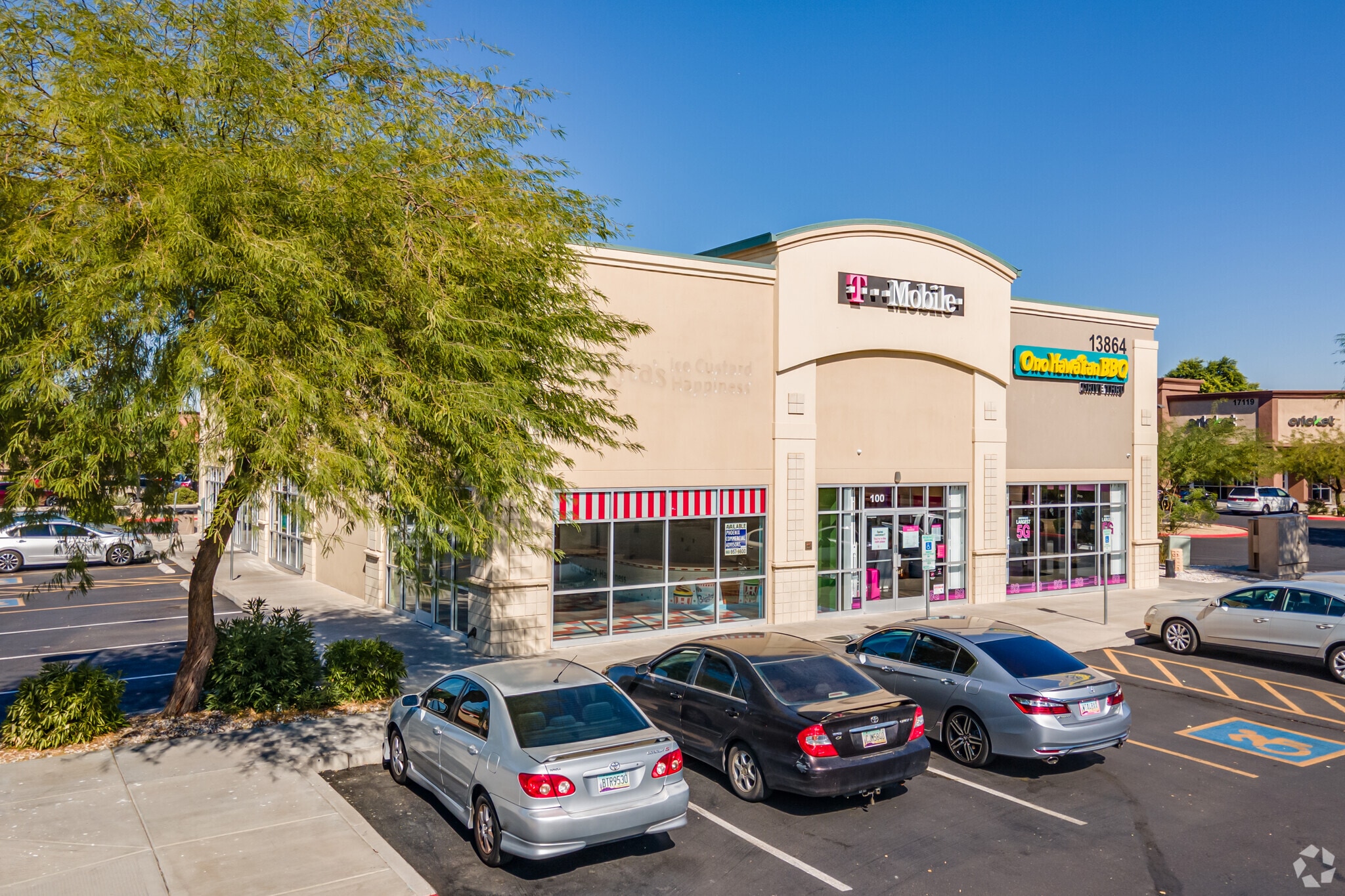 13864 W Bell Rd, Surprise, AZ for lease Primary Photo- Image 1 of 10