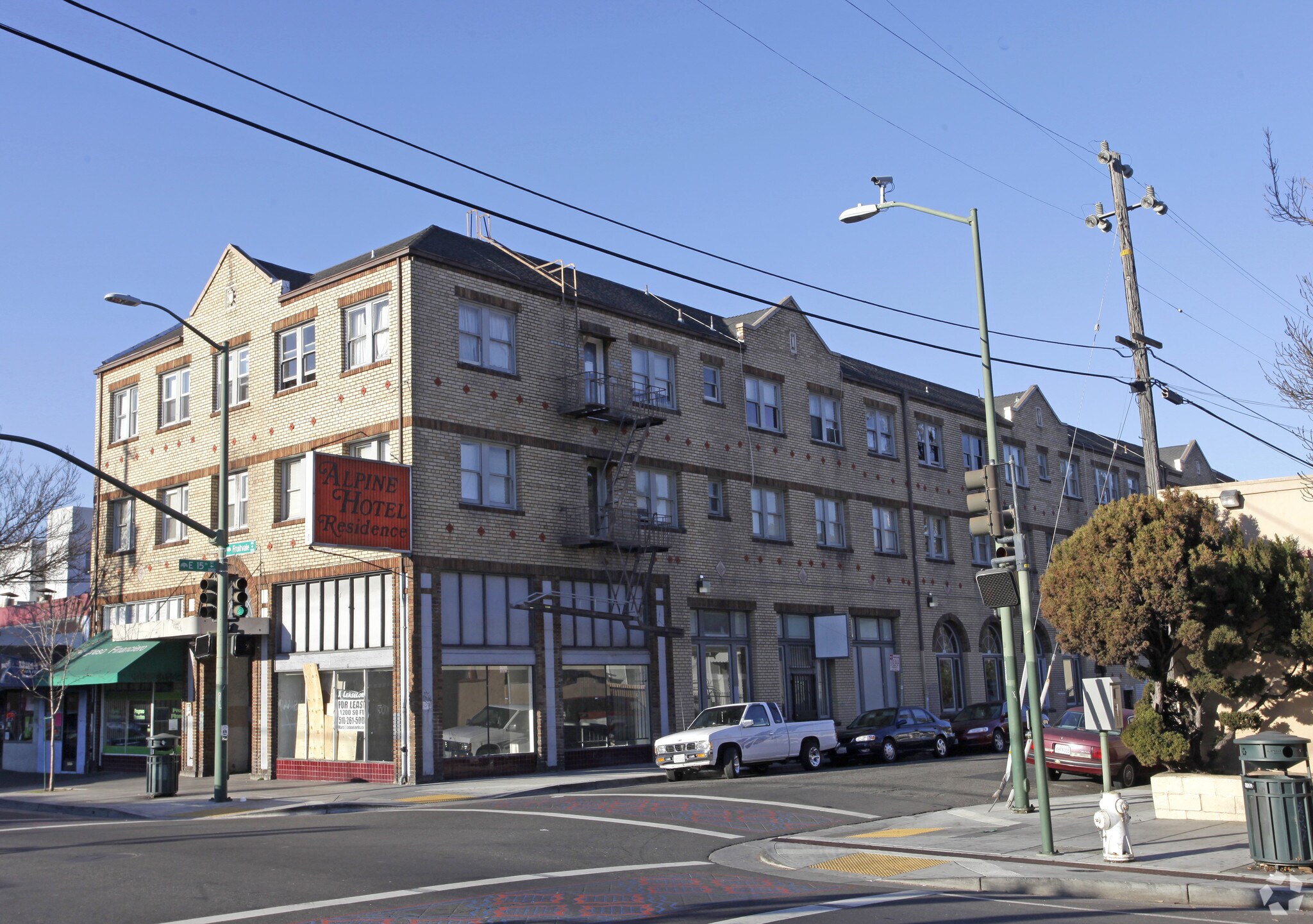 1477-1479 Fruitvale Ave, Oakland, CA à vendre Photo du bâtiment- Image 1 de 4