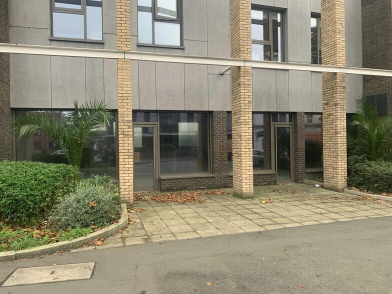 2 Purley Way, Croydon à vendre - Photo du bâtiment - Image 3 de 5