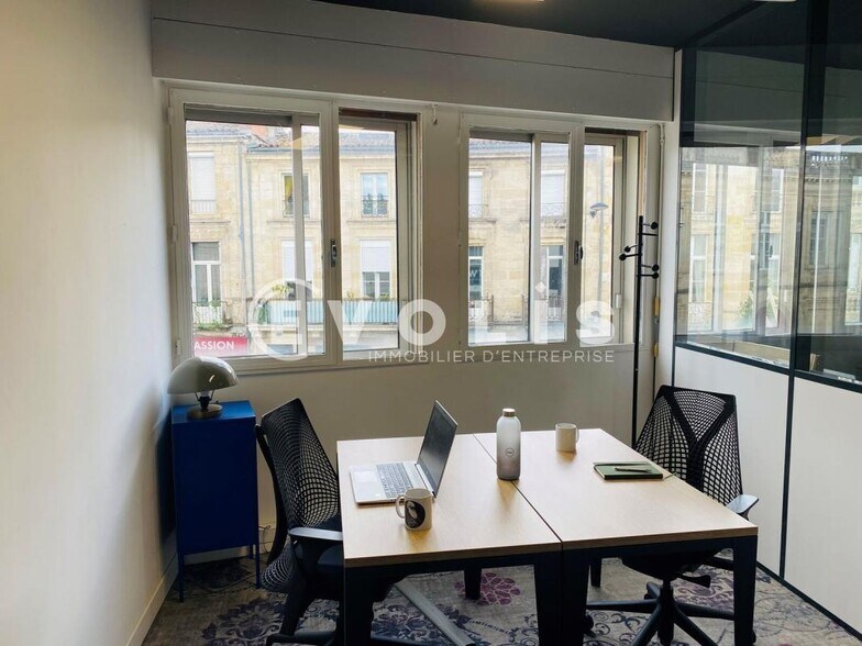 Office in Bordeaux for lease - Building Photo - Image 2 of 4