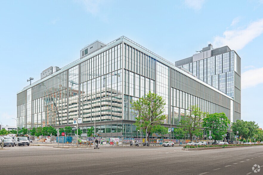 Calle Calle Méndez Álvaro, 61, Madrid, Madrid à louer - Photo du bâtiment - Image 1 de 21