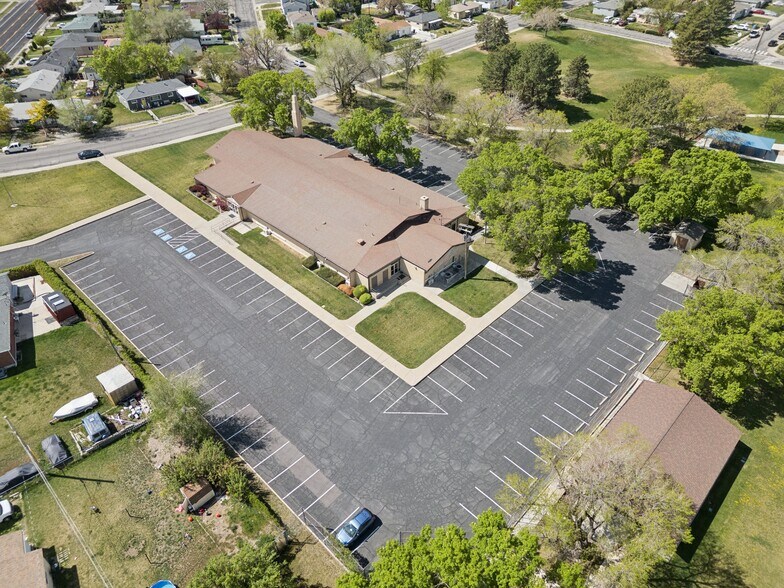 4232 W 5015 S, Kearns, UT à vendre - Photo du bâtiment - Image 3 de 4