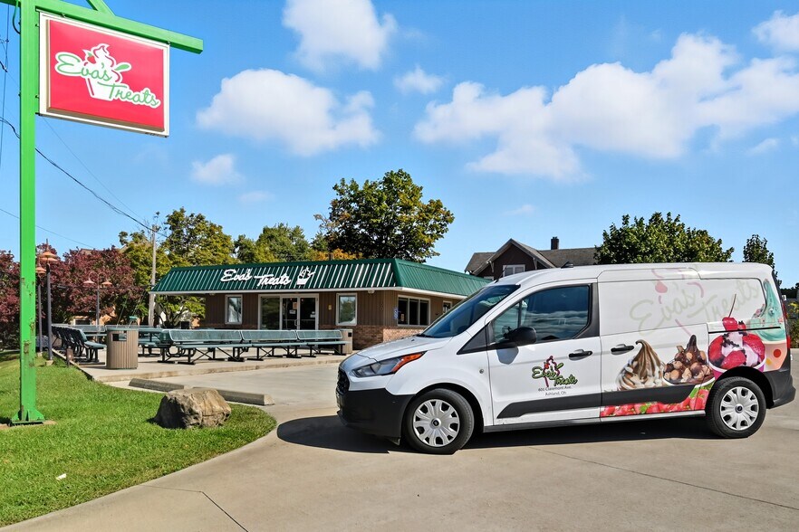 601 Claremont Ave, Ashland, OH à vendre - Photo du bâtiment - Image 2 de 23