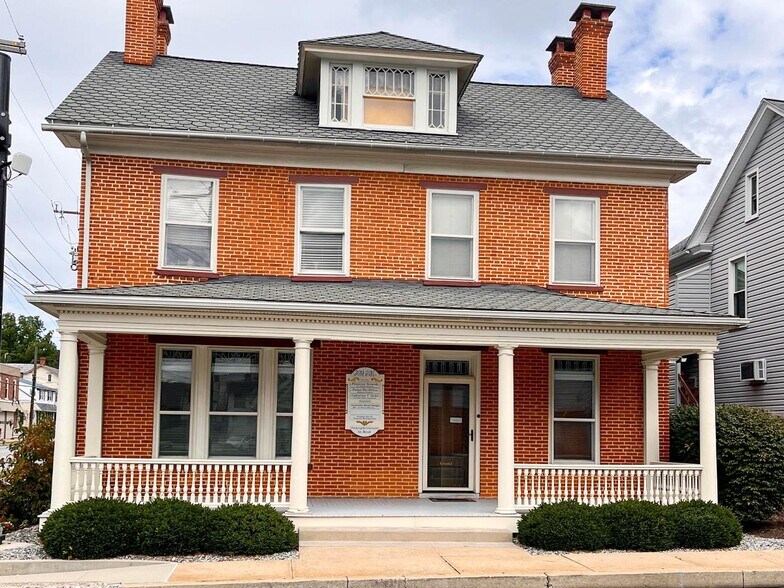 2011 State St, East Petersburg, PA à louer - Photo du bâtiment - Image 3 de 17