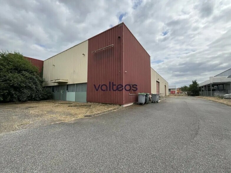 Flex dans Toulouse à louer - Photo du bâtiment - Image 1 de 8