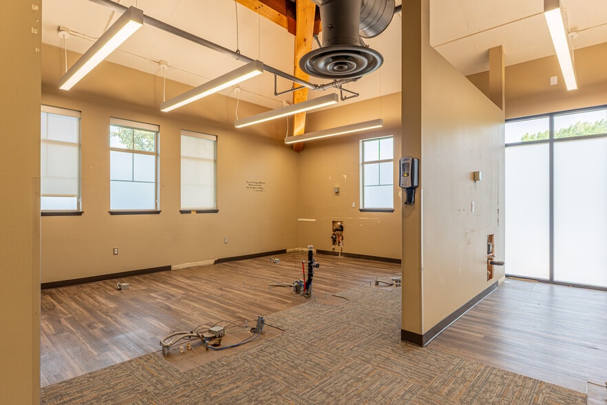1095 SE Bishop Blvd, Pullman, WA for sale - Building Photo - Image 2 of 14