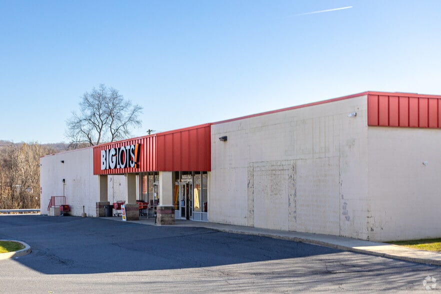 2300 Lehigh St, Allentown, PA for lease - Building Photo - Image 2 of 4