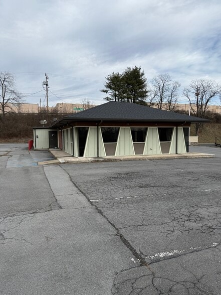 1310 W Industrial Blvd, Cumberland, MD for sale - Primary Photo - Image 1 of 8