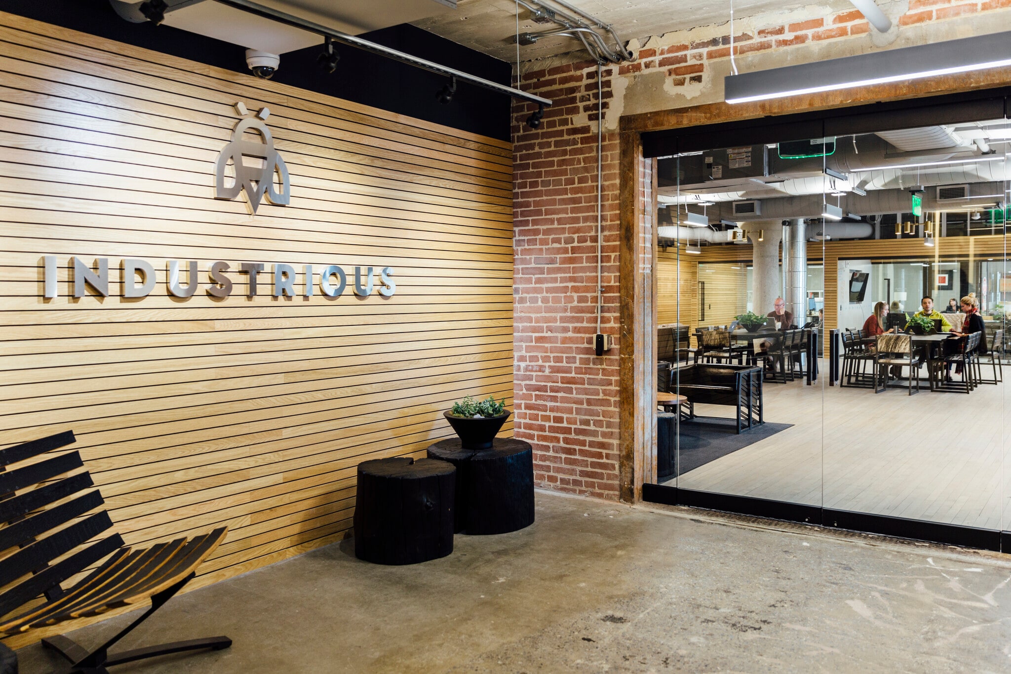 675 Ponce de Leon Ave NE, Atlanta, GA for lease Interior Photo- Image 1 of 9