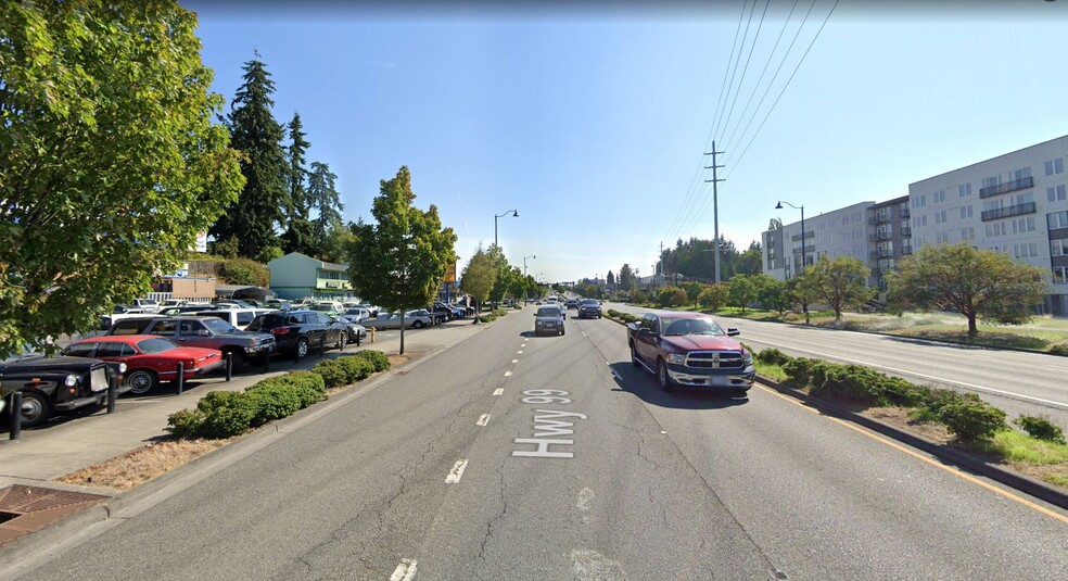 15544 Aurora Ave N, Shoreline, WA for sale - Building Photo - Image 3 of 6