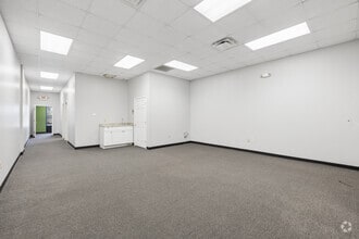 280 Business Park Cir, Saint Augustine, FL for lease Interior Photo- Image 2 of 3