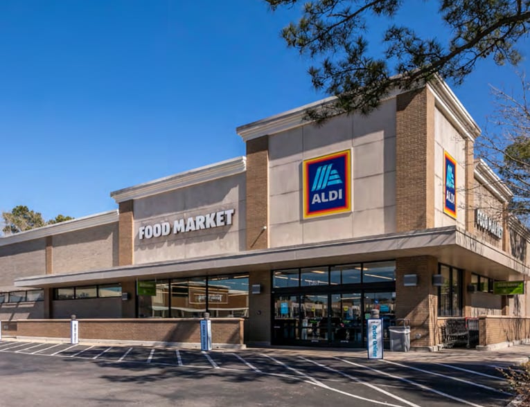 1113-1387 Kingwood Dr, Humble, TX for lease - Building Photo - Image 1 of 9