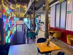 Retail in Madrid, Madrid for lease Interior Photo- Image 2 of 5