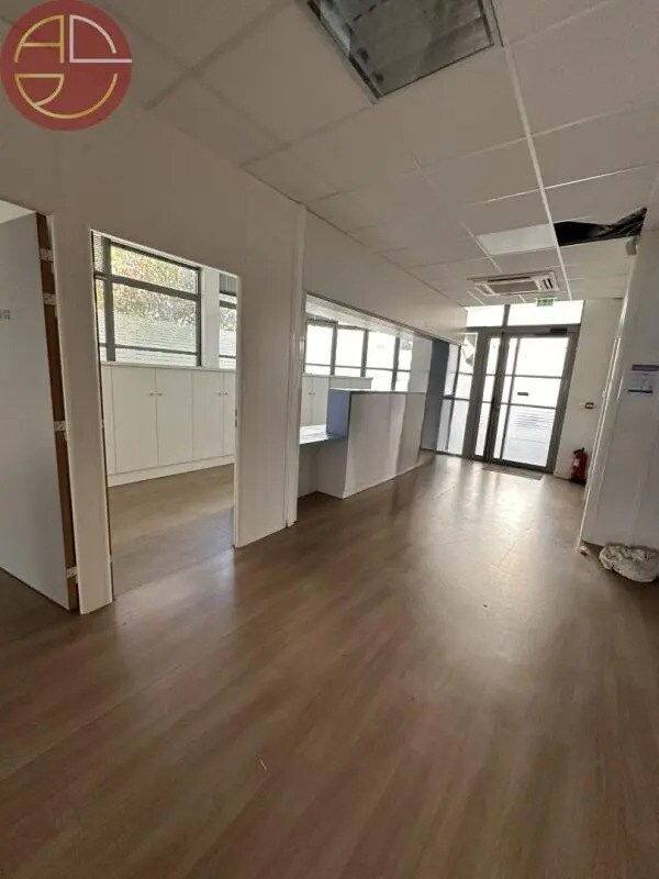 Office in Toulouse for lease Building Photo- Image 1 of 6