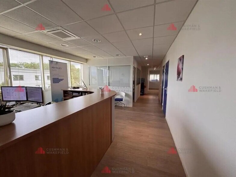 Bureau dans Dijon à vendre - Photo du bâtiment - Image 2 de 8