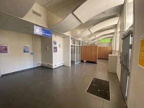 Bureau dans La Ciotat à louer Photo intérieure- Image 1 de 7