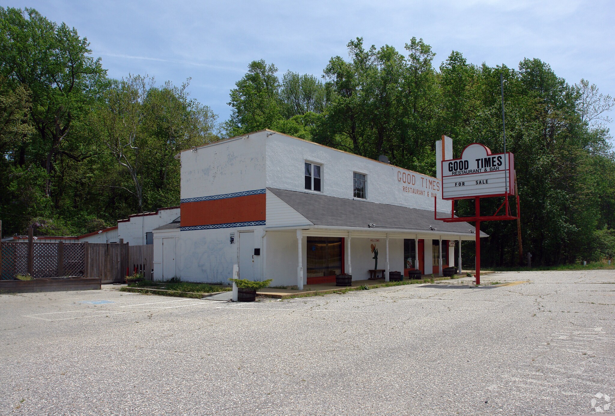 8120 Crain Hwy, La Plata, MD à vendre Photo principale- Image 1 de 6