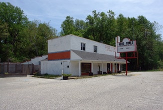 Plus de détails pour 8120 Crain Hwy, La Plata, MD - Commerce de détail à vendre