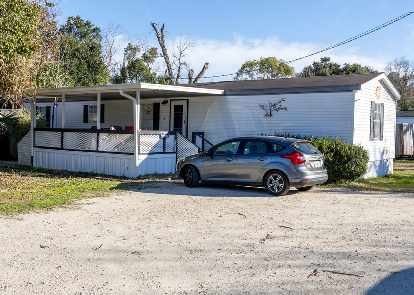 915 N Old Corry Field Rd, Pensacola, FL à vendre - Photo du bâtiment - Image 3 de 10