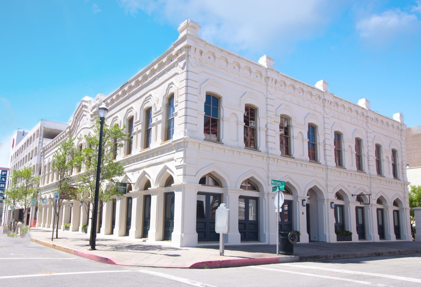 305 21st St, Galveston, TX for lease - Building Photo - Image 1 of 14