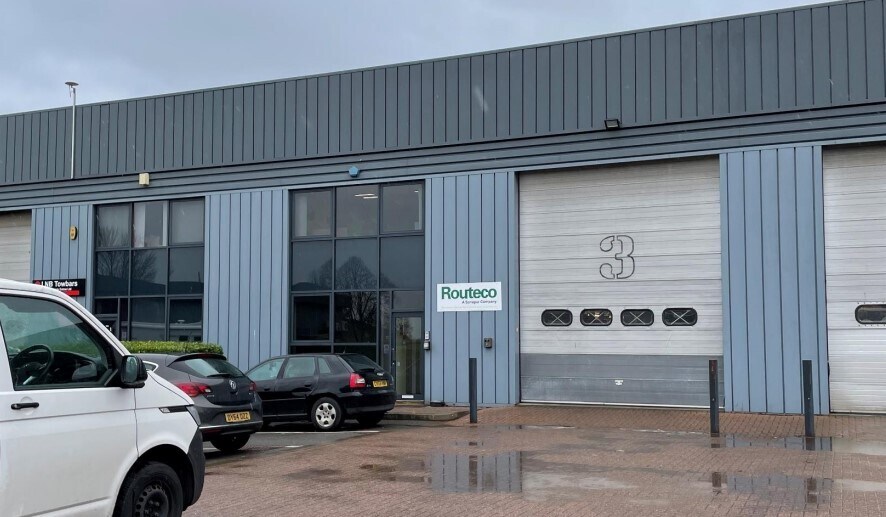 1151-1156 Park Ave, Almondsbury à louer - Photo du bâtiment - Image 2 de 3