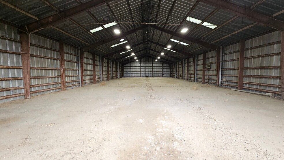 5430 County Road 15, Fort Lupton, CO for lease - Interior Photo - Image 2 of 21