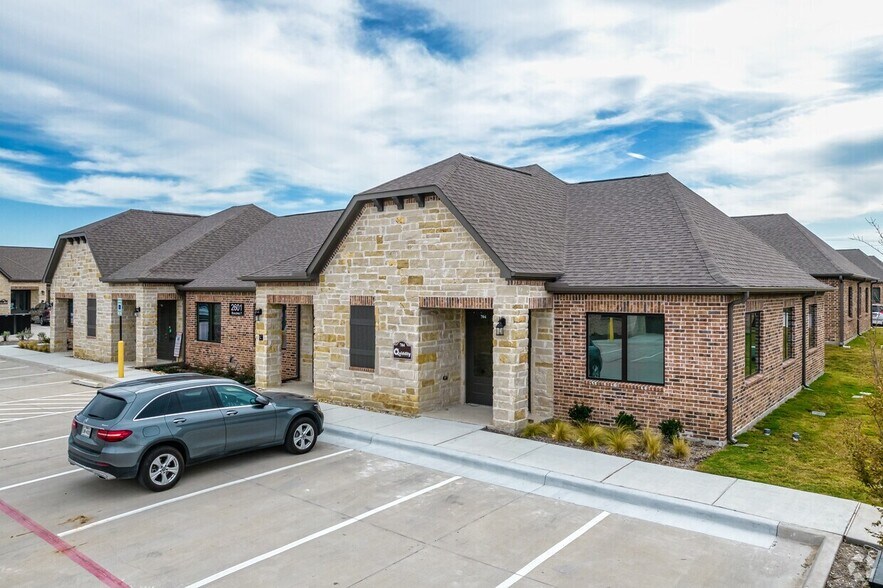 2601 Little Elm Pky, Little Elm, TX à louer - Photo du bâtiment - Image 3 de 38