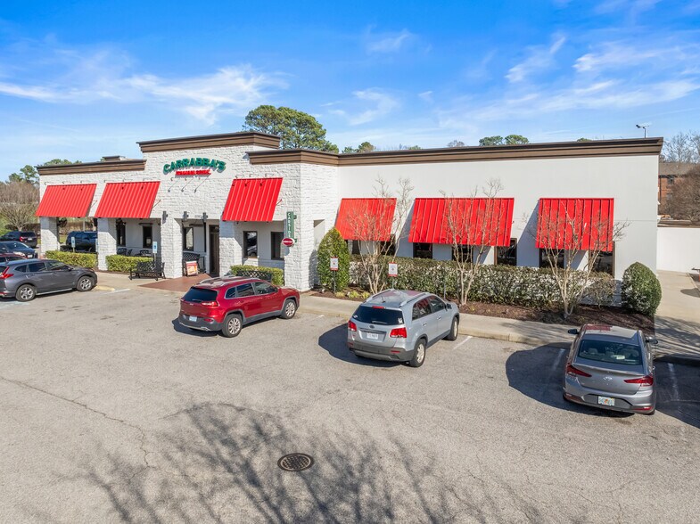 Carrabba's and Vacant Restaurant portefeuille de 2 propriétés à vendre sur LoopNet.ca - Photo du bâtiment - Image 2 de 10