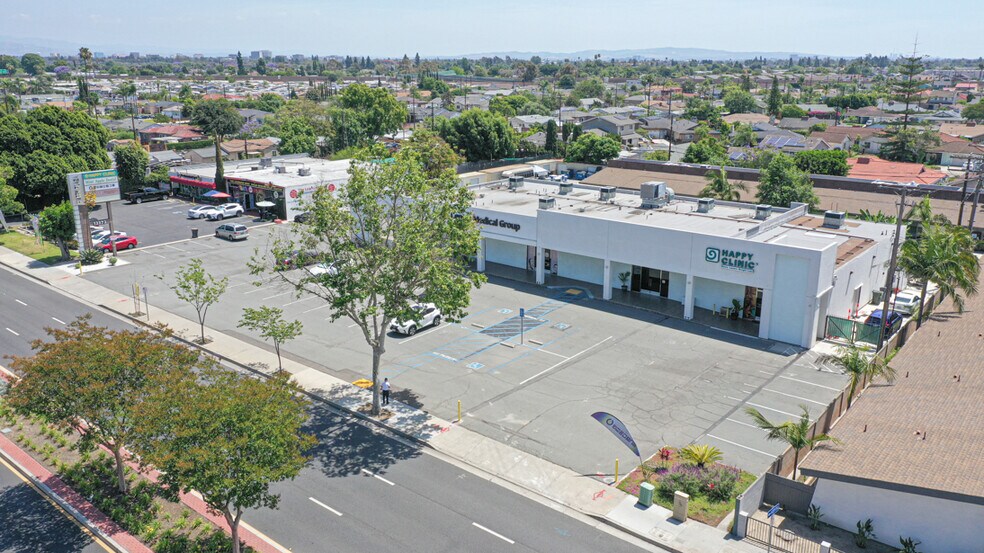 12372 Garden Grove Blvd, Garden Grove, CA à vendre - Photo du bâtiment - Image 3 de 25