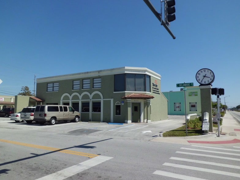 503 S 3rd St and 500 S US Highway 1 portfolio of 2 properties for sale on LoopNet.ca - Primary Photo - Image 3 of 3