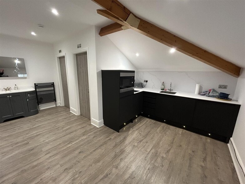 High Bridge, Goole for lease - Interior Photo - Image 2 of 10