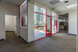 314-320 E Avenue K6, Lancaster, CA for lease Interior Photo- Image 2 of 18