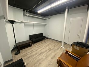 770 Middle Neck Rd, Great Neck, NY for lease Interior Photo- Image 2 of 10