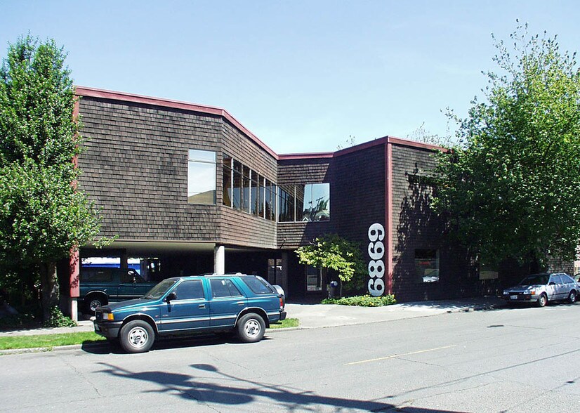 6869 Woodlawn Ave NE, Seattle, WA à louer - Photo du bâtiment - Image 3 de 5