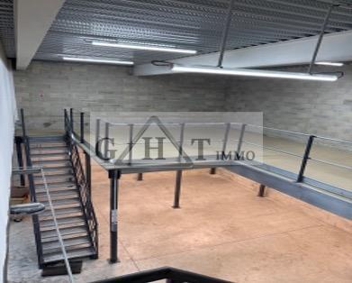 Industrial in Villeneuve-la-Garenne for lease - Interior Photo - Image 2 of 3