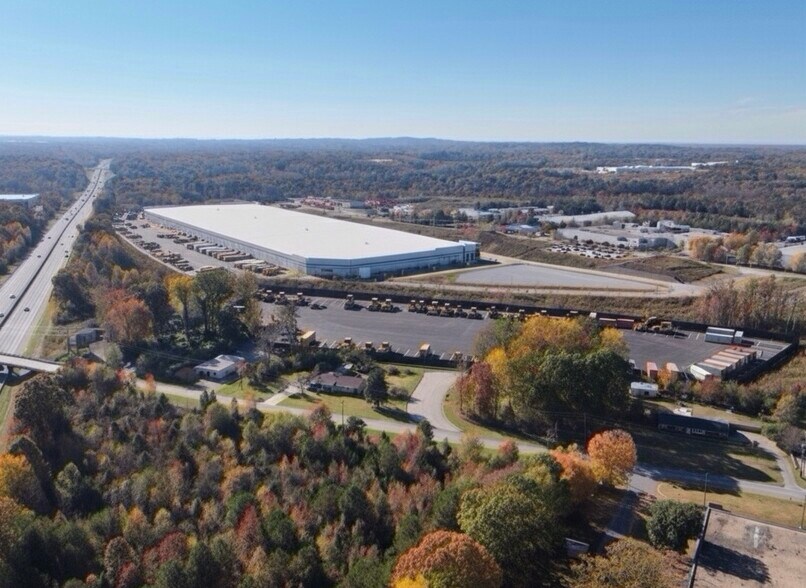 1401 Shannon Bradley Rd, Gastonia, NC à louer - Photo du bâtiment - Image 2 de 2