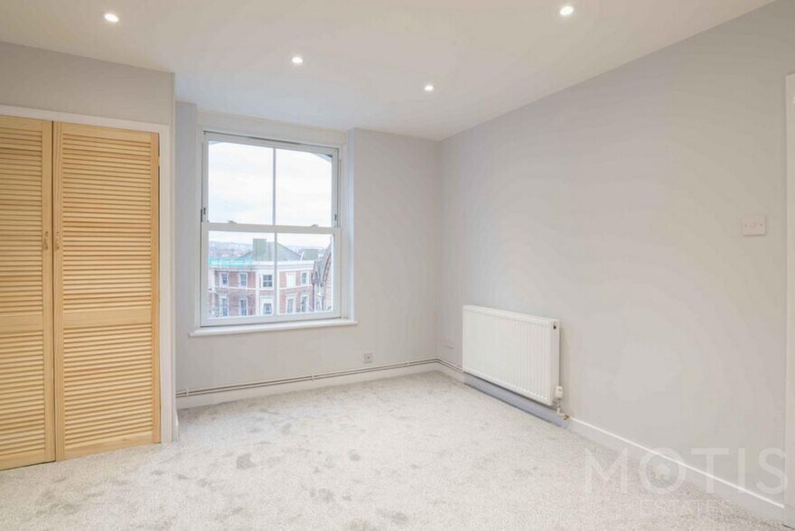 2 Church St, Folkestone à vendre - Photo du bâtiment - Image 3 de 6