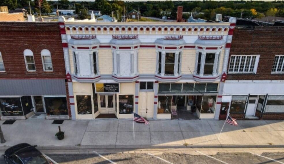 125 & 129 West 8th Street St, Horton, KS for sale - Building Photo - Image 1 of 28