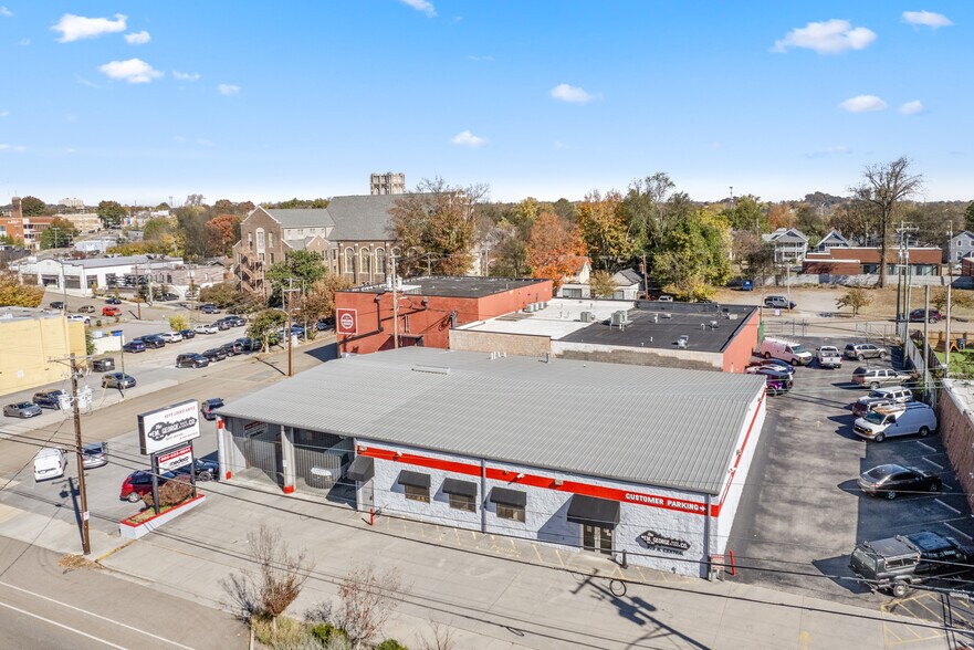 622 N Central St, Knoxville, TN à vendre - Photo du bâtiment - Image 2 de 49