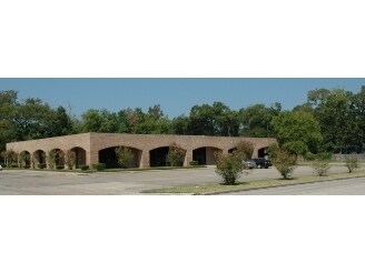 4345 Phelan Blvd, Beaumont, TX à louer - Photo du bâtiment - Image 2 de 5