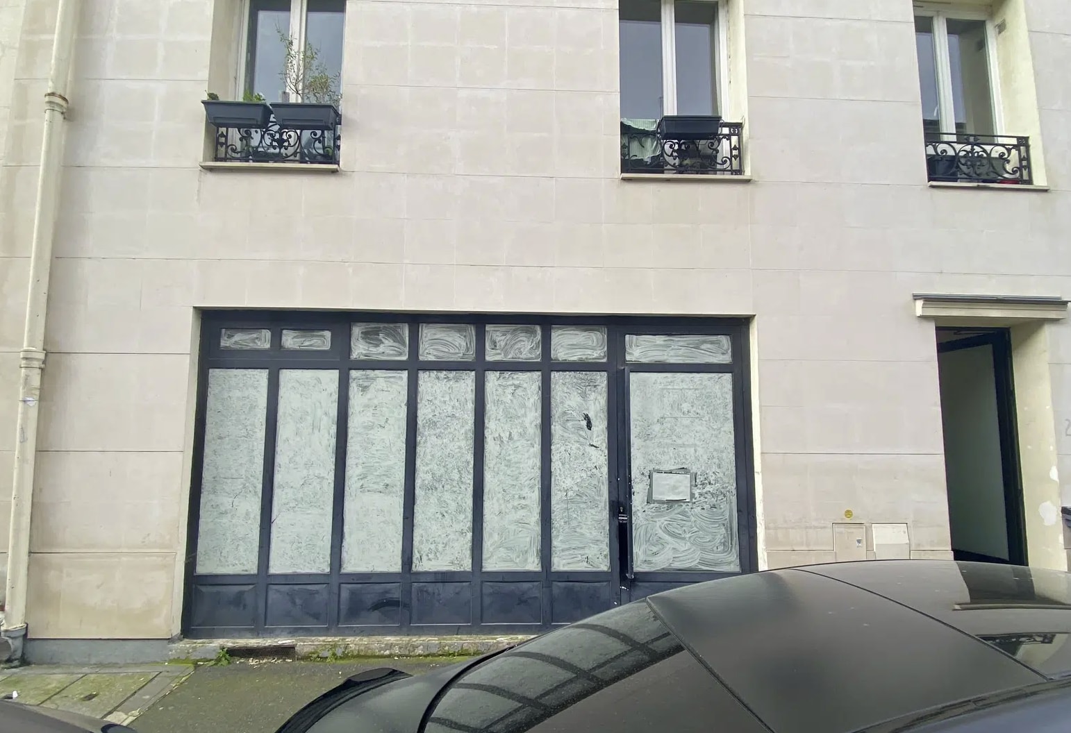 Commerce de détail dans Ivry-sur-Seine à vendre Photo du bâtiment- Image 1 de 4