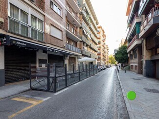 Plus de détails pour Commerce de détail à vendre