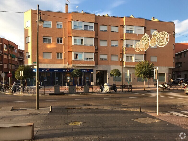 Calle Mariano Sebastián Izuel, 14, Alcobendas, Madrid for lease - Primary Photo - Image 1 of 2