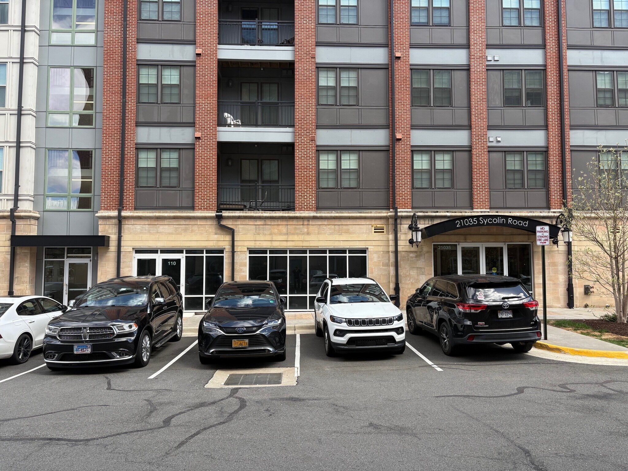 42775 Generation Dr, Ashburn, VA à louer Photo du bâtiment- Image 1 de 4