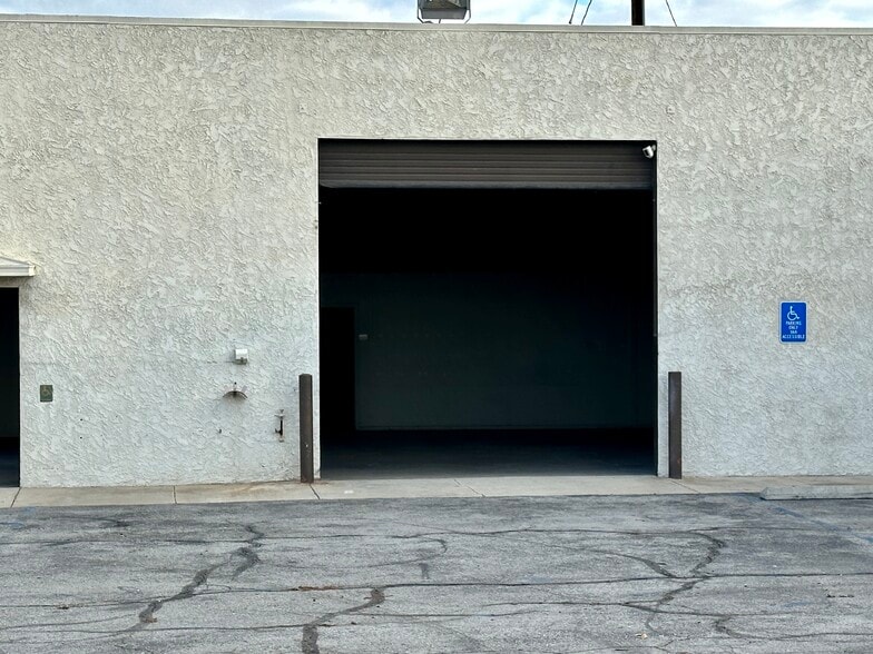 12234 Firestone Blvd, Norwalk, CA for lease - Building Photo - Image 3 of 25