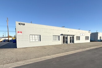 1019-1023 E Raymond Way, Anaheim, CA for lease Building Photo- Image 2 of 6
