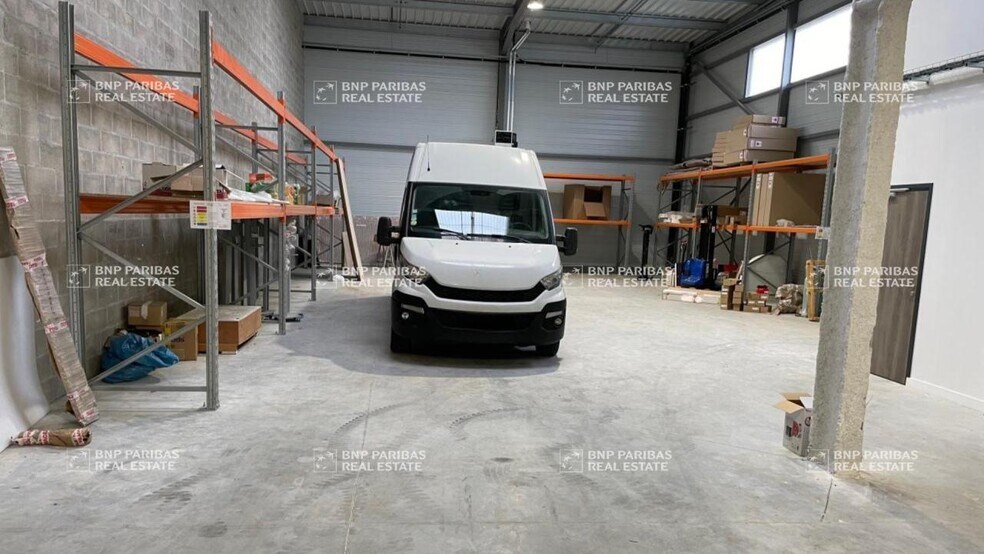 Flex in Torcy for sale - Interior Photo - Image 2 of 3